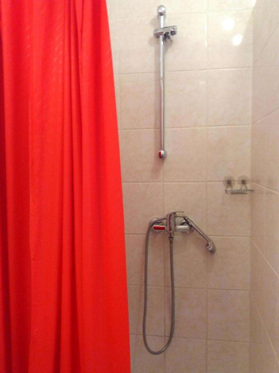 Julia Vendeghaz Sarrod Hotel Ngoại thất bức ảnh